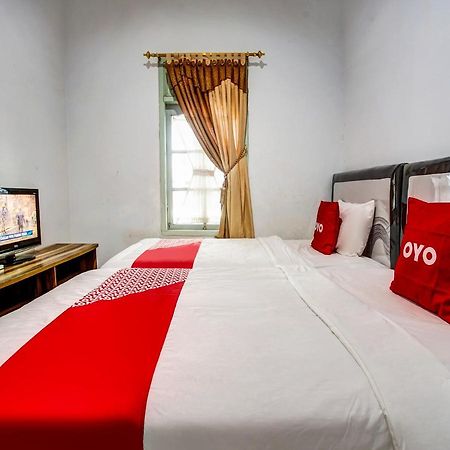 Oyo 90771 Mess 19 Syariah Hotell Bandar Lampung Exteriör bild